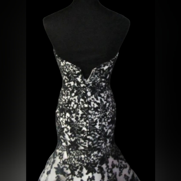 100% Authentic Allure Wedding Dress - Picture 7 of 13